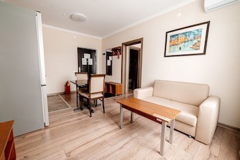 Chagala Uralsk Hotel