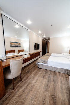 Chagala Uralsk Hotel