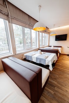 Chagala Uralsk Hotel