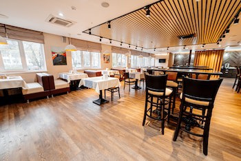 Chagala Uralsk Hotel
