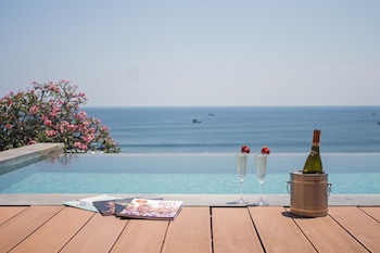Anantara Uluwatu Bali Resort