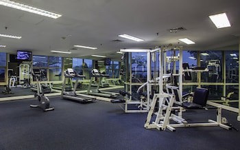 Batavia Apartments, Hotel & Service Residences