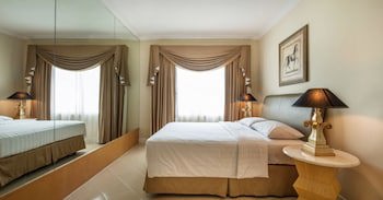 Batavia Apartments, Hotel & Service Residences