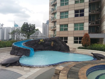 Batavia Apartments, Hotel & Service Residences