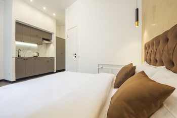 Central Dayflat Apartments