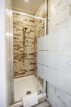 Central Dayflat Apartments