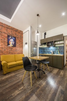 Central Dayflat Apartments