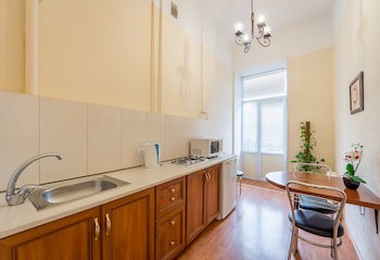 Central Dayflat Apartments