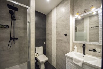 Central Dayflat Apartments