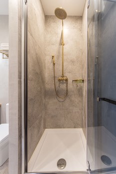 Central Dayflat Apartments