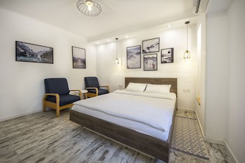 Central Dayflat Apartments