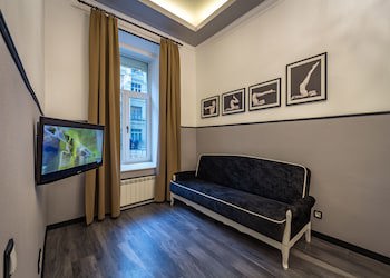 Central Dayflat Apartments
