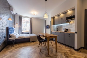 Central Dayflat Apartments
