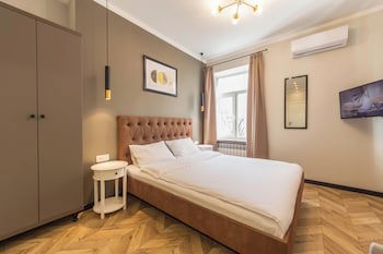Central Dayflat Apartments