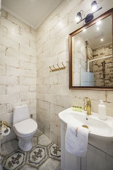 Central Dayflat Apartments