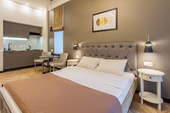 Central Dayflat Apartments