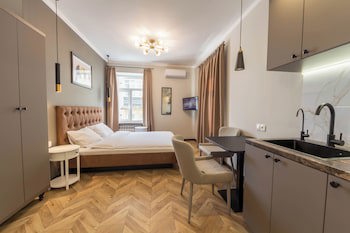Central Dayflat Apartments