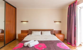 Central Dayflat Apartments