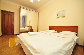 Central Dayflat Apartments