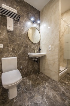 Central Dayflat Apartments