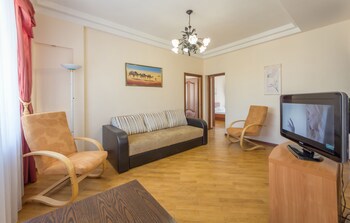 Central Dayflat Apartments