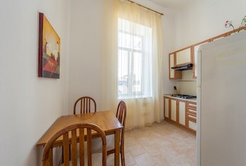 Central Dayflat Apartments