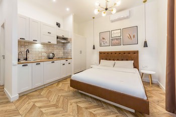 Central Dayflat Apartments