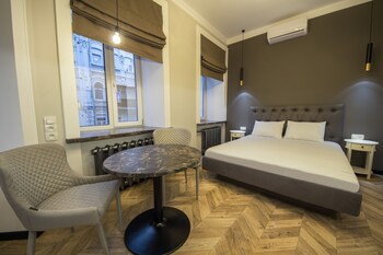Central Dayflat Apartments