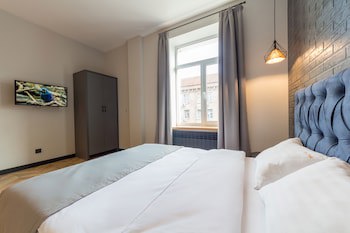 Central Dayflat Apartments
