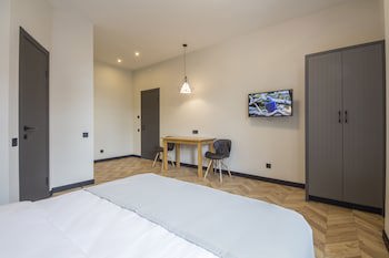 Central Dayflat Apartments