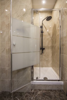 Central Dayflat Apartments