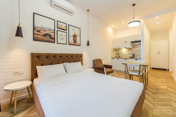 Central Dayflat Apartments