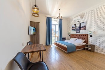 Central Dayflat Apartments