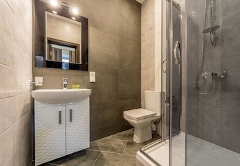 Central Dayflat Apartments