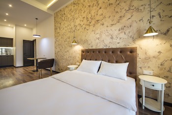 Central Dayflat Apartments
