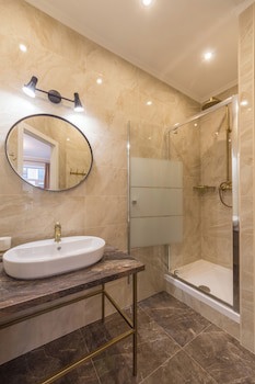 Central Dayflat Apartments