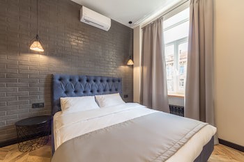 Central Dayflat Apartments