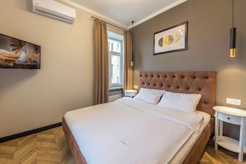 Central Dayflat Apartments