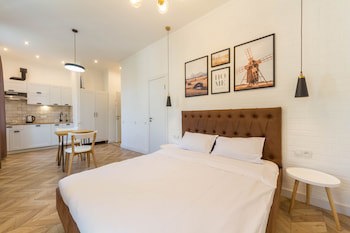 Central Dayflat Apartments