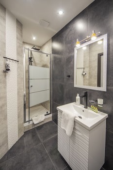 Central Dayflat Apartments