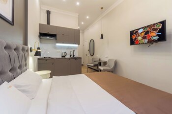 Central Dayflat Apartments