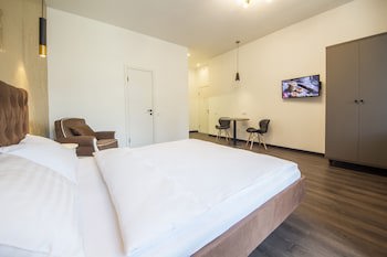 Central Dayflat Apartments