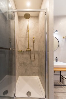 Central Dayflat Apartments