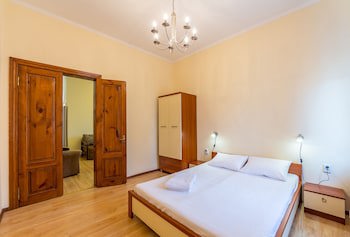 Central Dayflat Apartments