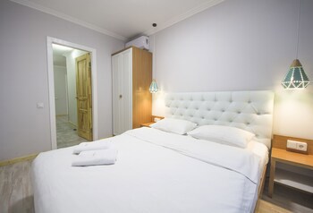 Central Dayflat Apartments