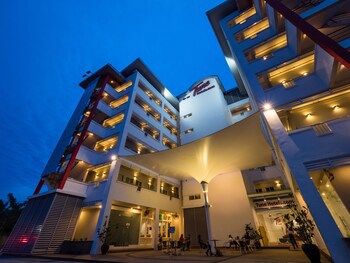 Tune Hotel Klia Aeropolis