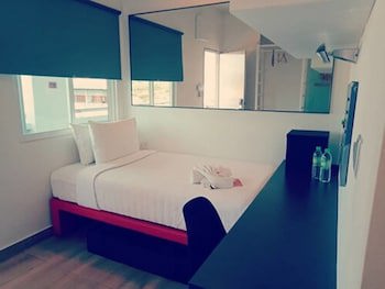 Tune Hotel Klia Aeropolis
