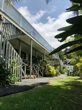 Bounty Motel