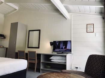 Bounty Motel