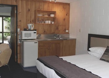 Bounty Motel